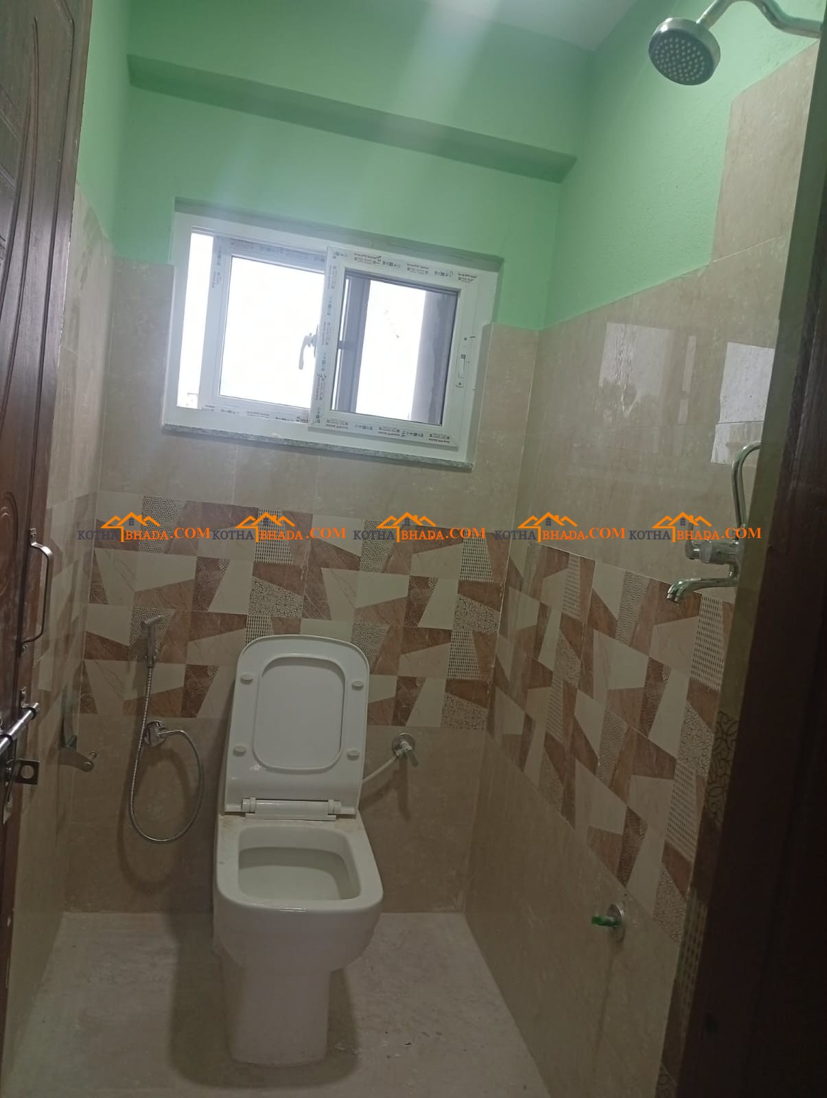 4 rooms 1st  floor flat for rent in Gothatar, Tej Binayak @22k